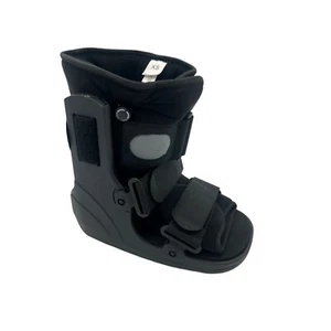 Aircast AirSelect Short Walker Brace / Walking Boot - Gray, Size: XS Air Pump - Picture 1 of 5