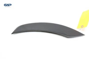 SUBARU OUTBACK TRASERO IZQUIERDO LADO DEL CONDUCTOR CUARTO ARCO DE RUEDA LLAMARADA MOLDURA FABRICANTE DE EQUIPOS ORIGINALES 23-24 - Imagen 1 de 8