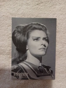 Star Trek TOS 40th Anniversary Star Trek Portraits Chase Card M58 Lee Meriwether - Picture 1 of 1