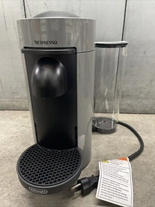 Cafetera y cafetera espresso Nespresso ENV150GY Vertuo Plus de De'Longhi - Imagen 1 de 6