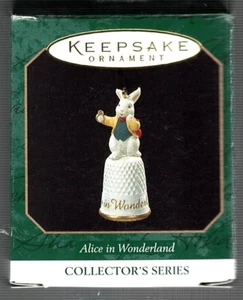 Hallmark 1997 Adorno de Conejo Blanco Alicia en el País de las Maravillas Miniatura Recuerdo - Imagen 1 de 2