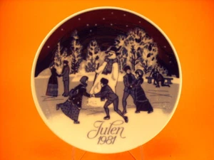 Porsgrund Christmas Plate 1981 - Picture 1 of 2