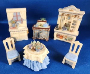 AVON 6 Stck. Victorian Memories Miniatur Puppenmöbel Küche Spüle Herd Buffet - Bild 1 von 7