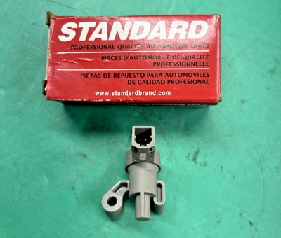 INTERRUPTOR DE FRENO DE ESTACIONAMIENTO DE 2 TERMINALES FORD LINCOLN MERCURY NUEVO ESTÁNDAR DS3221💥FS Foto 1 de 4