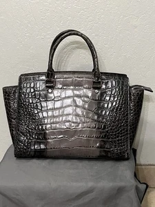 Michael Kors Crossbody Satchel Selma Damson Embossed Leather Silver Black Grey - Picture 1 of 7