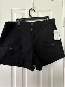 Time and Tru Women's SIZE 20 Cuffed Utility Pocket Shorts BLACK - Picture 1 of 4