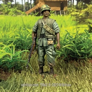 U.S. MARINE VIETNAM 1967-68  13062  mint in box Britains 54mm - Picture 1 of 2