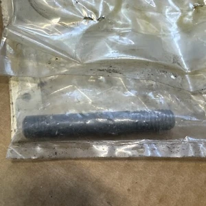 Original Ariens Frontzapfwellenschlossbolzen 03080900 NEU OEM - Bild 1 von 3