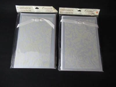 Lotto Di 2 Inviti Con Design Occasionali Soho In Raso Florale Argento - Immagine 1 di 4