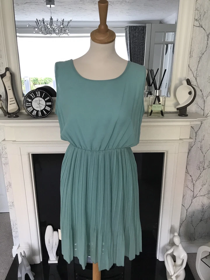 BHS Brautjungfernkleid Größe 14 dunkel neuwertig Faltenrock neu mit Etikett - Bild 1 von 1