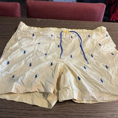 Bañador polo Ralph Lauren para hombre amarillo talla grande forrado de malla Foto 1 de 4