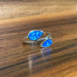 Sterling Silver Ring with Lab Created Blue Opal - Leaves/Feather - Size 6 - NEW - Picture 1 of 8