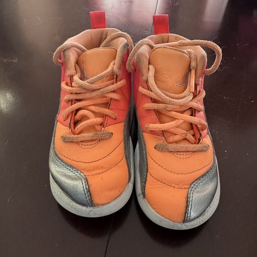 Nike Air Jordan Retro 'Sunrise' Taglia 9C Scarpe da Ragazzo Sneakers