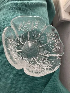 Set of 4 Vintage Dansk Floriform Glass Dessert Bowls Cow Parsley Lasispat - Picture 1 of 4