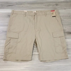 Levi's Shorts Men's 46 Khaki Carrier Cargo New 248780008 - Picture 1 of 6