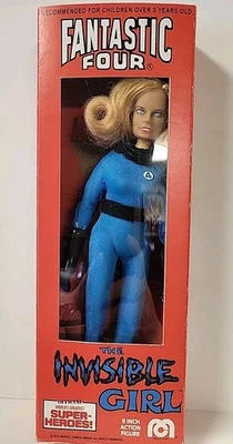 Figura de acción Mego Invisible Girl Sue Richards 8" caja personalizada Fantastic Four 2018 Foto 1 de 2