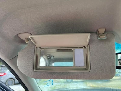 Левый солнцезащитный козырек для салона водителя Infiniti G37 2009-2013 годов выпуска с подсветкой серый - Изображение 1 из 3