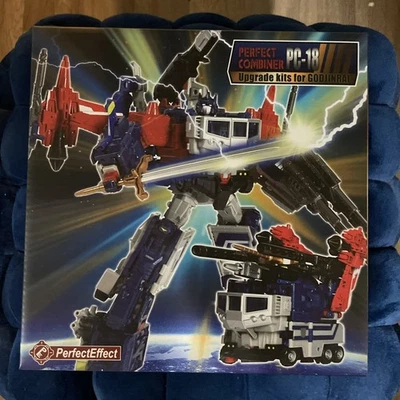 Genuine Transformers Perfect Effect Combiner PC-18 Upgrade GOD JINRAI Legend LG  - Image 1 of 4