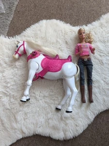 Mattel Barbie Doll 2010 Dream Walking Horse - Picture 1 of 9