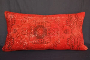 Vintage rug pillow, 16x32 pillow,Lumbar pillow, Handmade pillow,Red color pillow - Picture 1 of 11