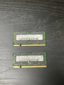 Hynix 1GB 2Rx8 DDR2 Desktop RAM PC2-5300U-555-12 (Set Of 2) - Picture 1 of 2