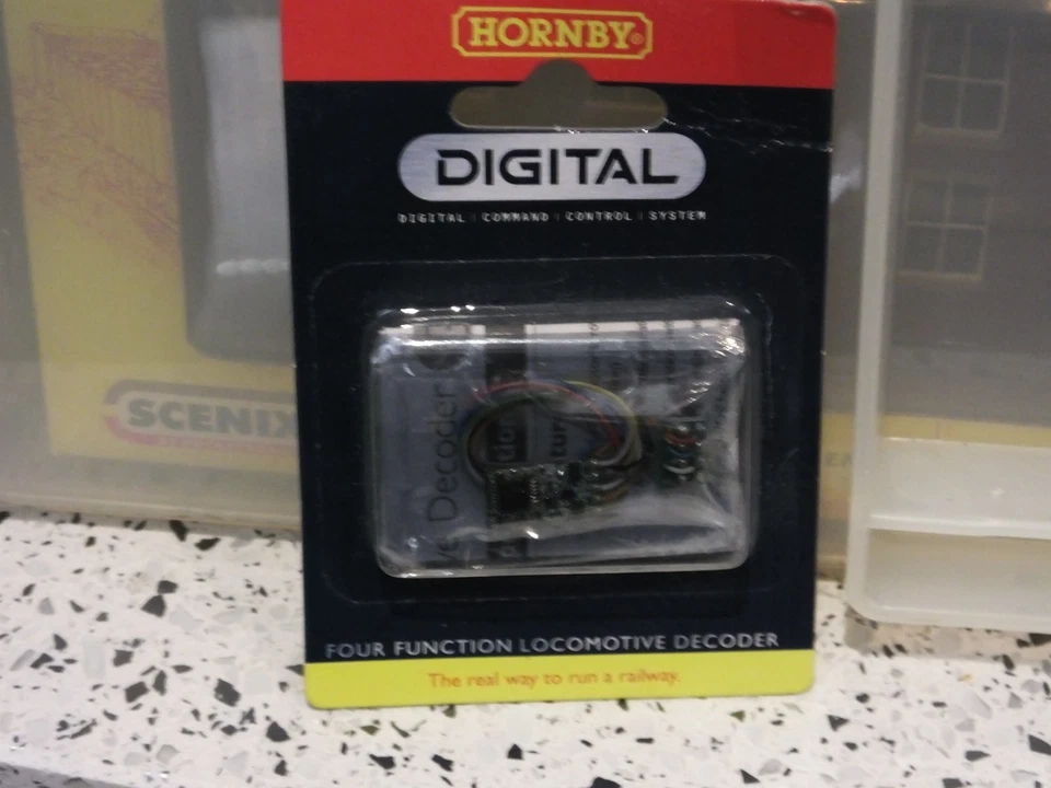Hornby R8215 Digital 4 Function Locomotive Decoder - New Sealed# - Image 1 of 1