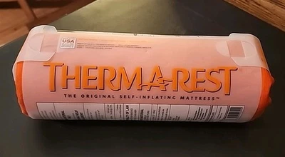 Almohadilla para dormir autoinflable original Therm a Rest estándar larga 72x20" Foto 1 de 4