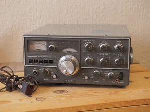 Kenwood TS-520S HF nadajnik-odbiornik zasilany - Zdjęcie 1 z 11