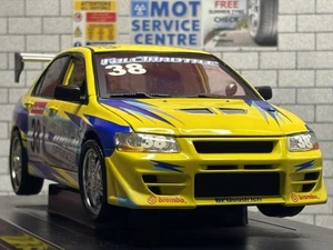 1:18 *BOXED* FAST AND FURIOUS 2002 Mitsubishi Lancer Evolution VII Yellow TOKYO! - Picture 1 of 12