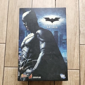Hot Toys BATMAN: THE DARK KNIGHT Collector's Edition MMS71 - Picture 1 of 7