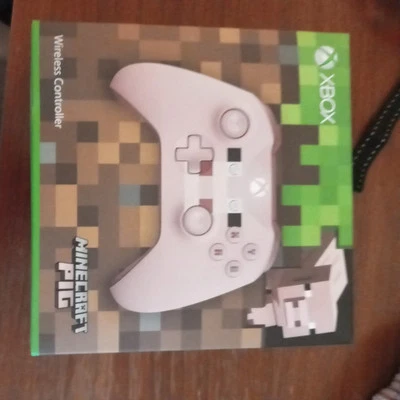 Microsoft Minecraft Pig WL3-00053 Gamepad Wireless Controller for Xbox One, Xbox - Image 1 of 4