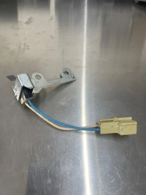 Interruptor Ford Escort 1982 E2EE-9F629-AA OEM NUEVO DE STOCK Foto 1 de 2