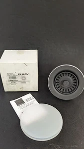 Montaje de drenaje negro Elkay LKQS35BK con cesta extraíble colador tapón de goma - Imagen 1 de 3