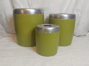 West Bend Aluminium Kanister 3-teiliges Set - Olivgrün mit silbernen Deckeln - Bild 1 von 11