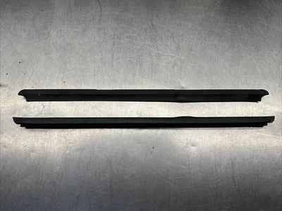 1997-2001 JEEP CHEROKEE XJ DOOR RIGHT REAR DOOR BELT WEATHER STRIP OEM - Imagem 1 de 2