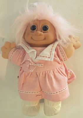 Muñeca Vintage Russ Berrie Troll Kidz Buffy Girl En Vestido Rosa 12" Foto 1 de 2