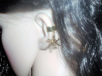 Snowflake Earcuff Earring Jewelry No Piercing Required Fashion Gold Tone 1 Pair - Image 1 of 2
