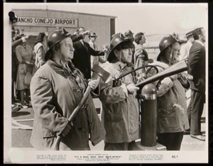 It's a Mad, Mad, Mad World Three Stooges Photo Still 1963 - Picture 1 of 1