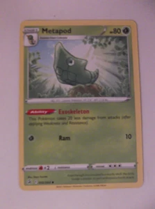 121PK002 - Metapod- 2/264 - Fusion Strike - Uncommon - Picture 1 of 6