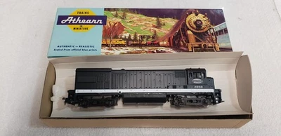 HO SCALE ATHEARN BLUE BOX U33B NYC NEW YORK CENTRAL #2858 DIESEL LOCOMOTIVE🔥🔥 - Image 1 of 2
