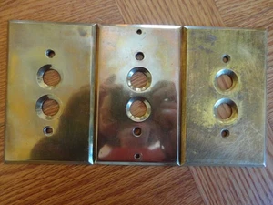 Lote De Colección De 3 Placas De Cubierta De Interruptor De Luz Única De Latón Perkins + - Imagen 1 de 7