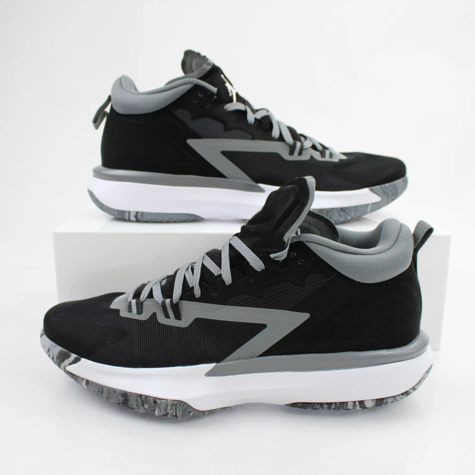 Air Jordan Basketball Shoe Men's Black/Dark Gray New without Box - Image 1 of 1