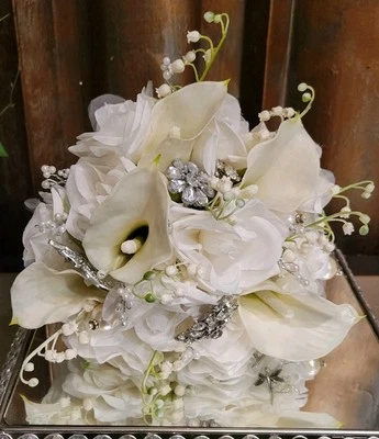 Silk Flower Bridal Bouquet Silvertone Brooch Accents Wedding Bridesmaids  - Image 1 of 4