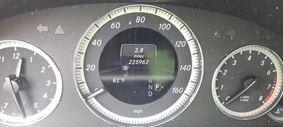 Clase E 2013 velocímetro OE calibre panel 225 k millas Mercedes-Benz Foto 1 de 4