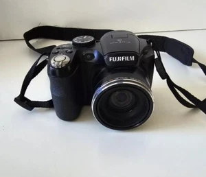 Cámara digital Fujifilm FinePix S2550HD para repuestos * - Imagen 1 de 8