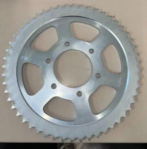 Sunstar 52 Tooth Rear Sprocket for Suzuki GS550, GS750, GSF1200, GSXR750 & GT750 - Picture 1 of 16