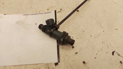 98-01 LEXUS ES300 3.0L 6CYL FUEL INJECTOR  - Image 1 of 4