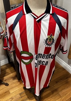 Домашняя футболка Чиваса де Гвадалахары 2000 для взрослых 42 - Изображение 1 из 4