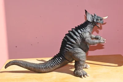 Godzilla Baragon Museum Bandai Box 2005 - Image 1 of 4