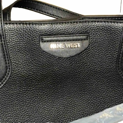 Bolso de hombro Nine West "Landyn" negro Foto 1 de 4